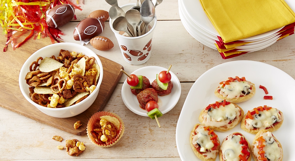 Touchdown! A Finger-Friendly Super Bowl Spread